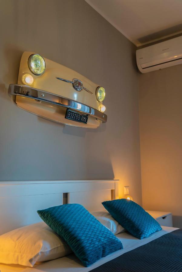 Vintage Cipro Apartment Rome Extérieur photo